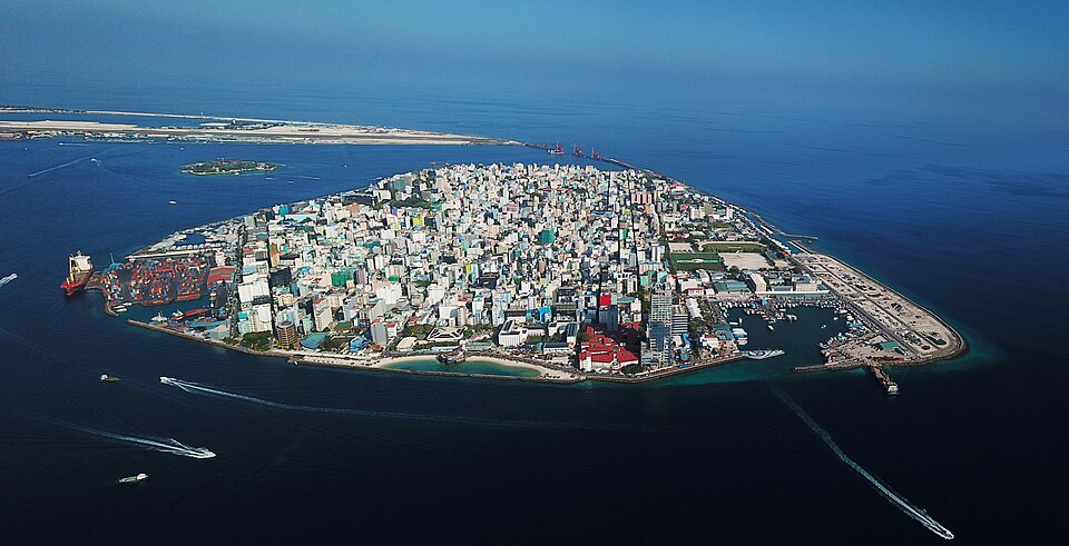 Maldives — Bungalows sur pilotis