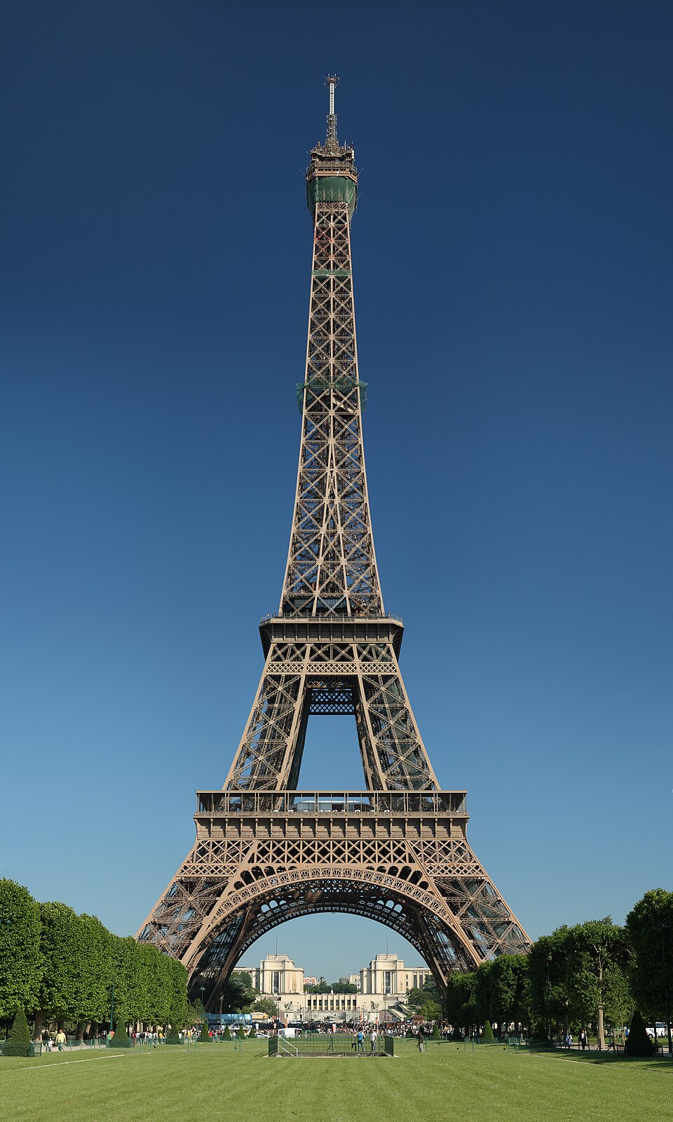 Paris — Tour Eiffel